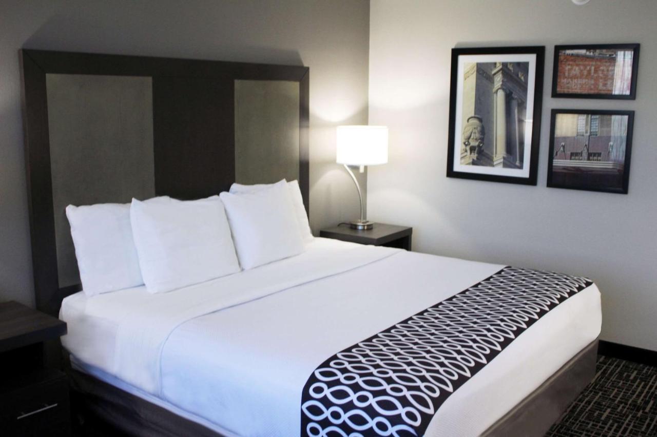 La Quinta & By Wyndham Downtown Hotel 3*
