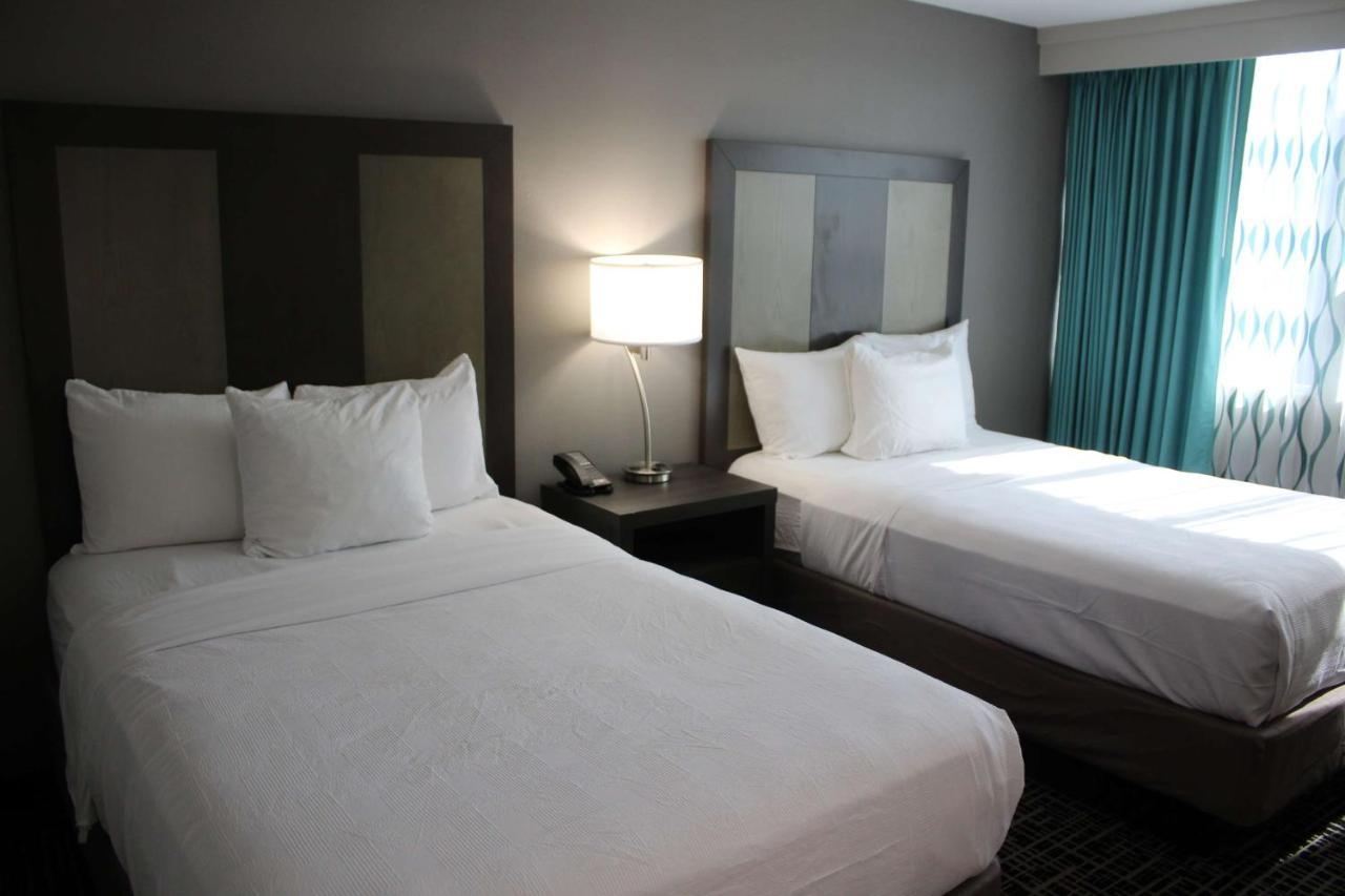 La Quinta & By Wyndham Downtown Hotel Indianapolis